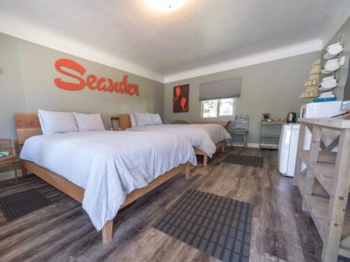 Seasider room with beds and amenities